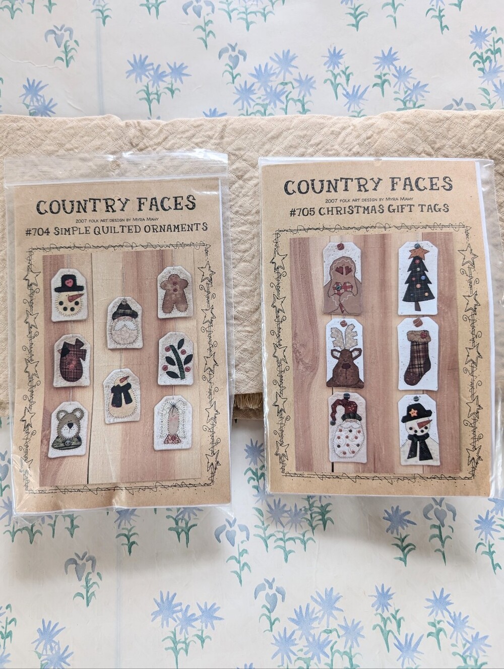 Set of 2 Country Faces by Myra Mahy Primitive Christmas Ornament Kits NEW DIY
